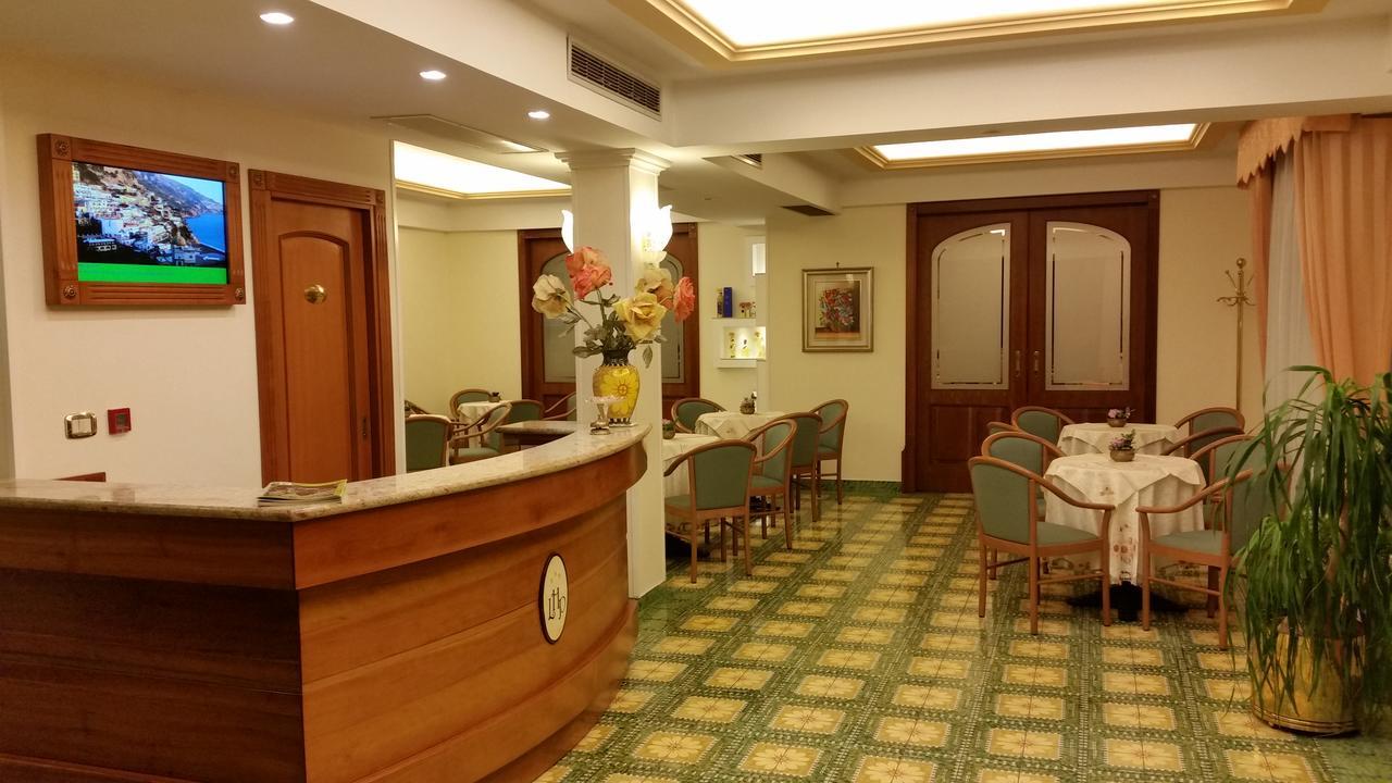 Hotel La Pergoletta Сант-Агата-суи-Дуэ-Гольфи Экстерьер фото