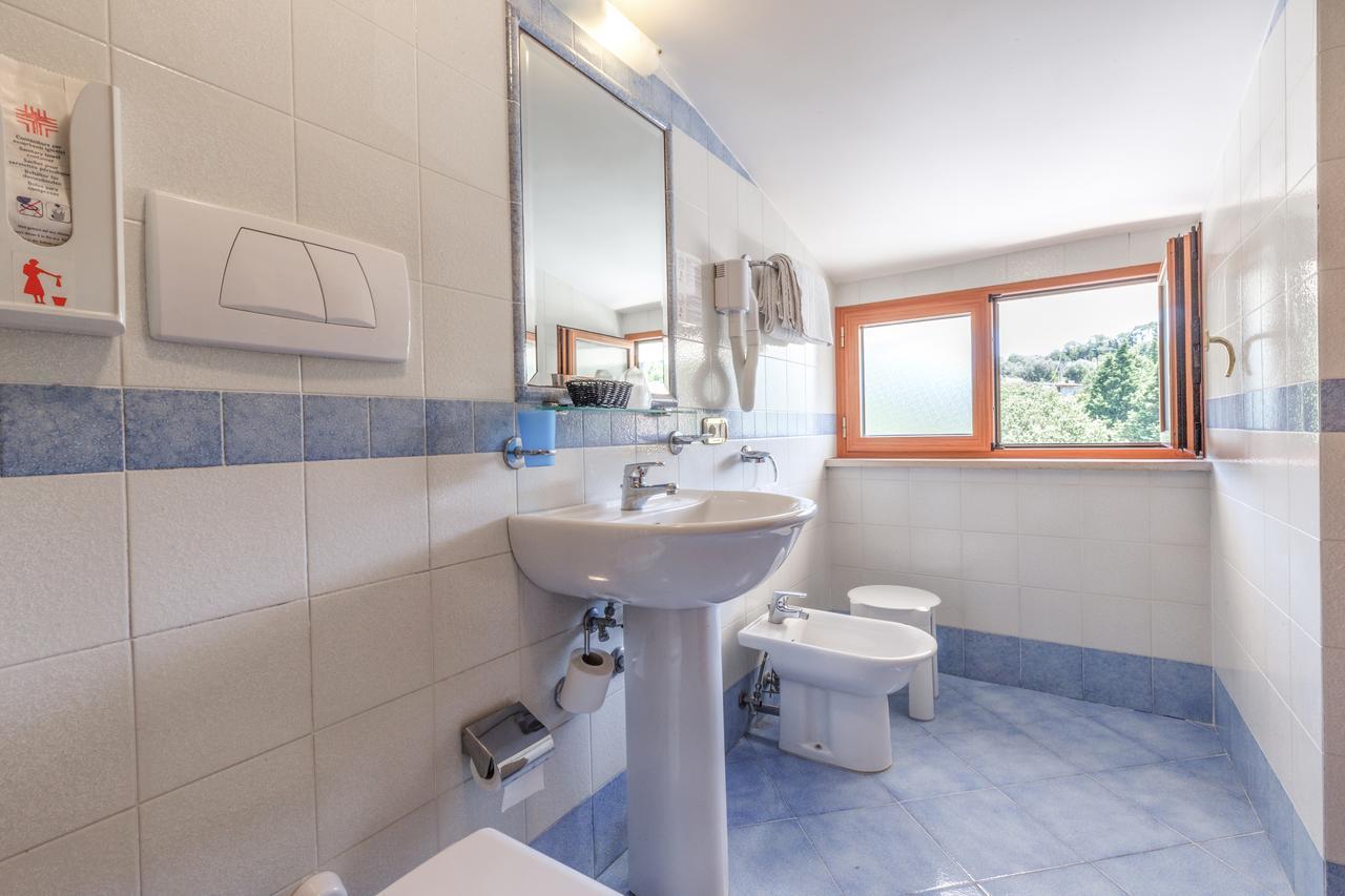 Hotel La Pergoletta Сант-Агата-суи-Дуэ-Гольфи Экстерьер фото