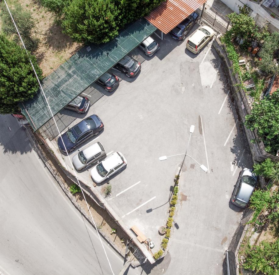 Hotel La Pergoletta Сант-Агата-суи-Дуэ-Гольфи Экстерьер фото